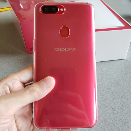 OPPO R11s Red 裏側